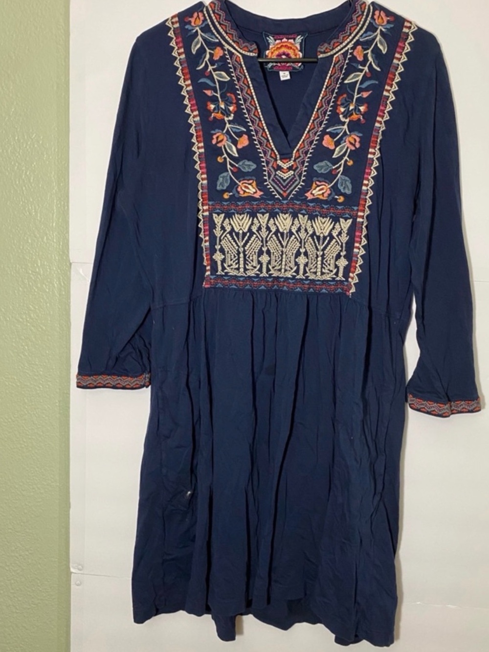 Johnny Was  Embroidered Long-Sleeve knee length Dress Medium PTP 20 - Picture 12 of 12